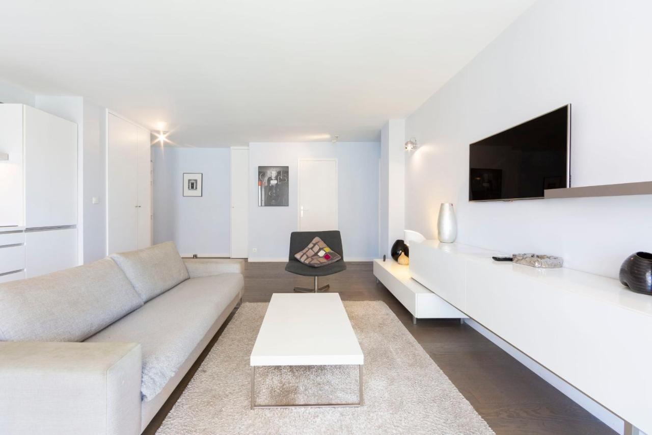 Modern Apartment 2 Bedrooms Quiet Terrace In A Palm Beach Area, 30 Meters From Seaside Cannes Exterior foto