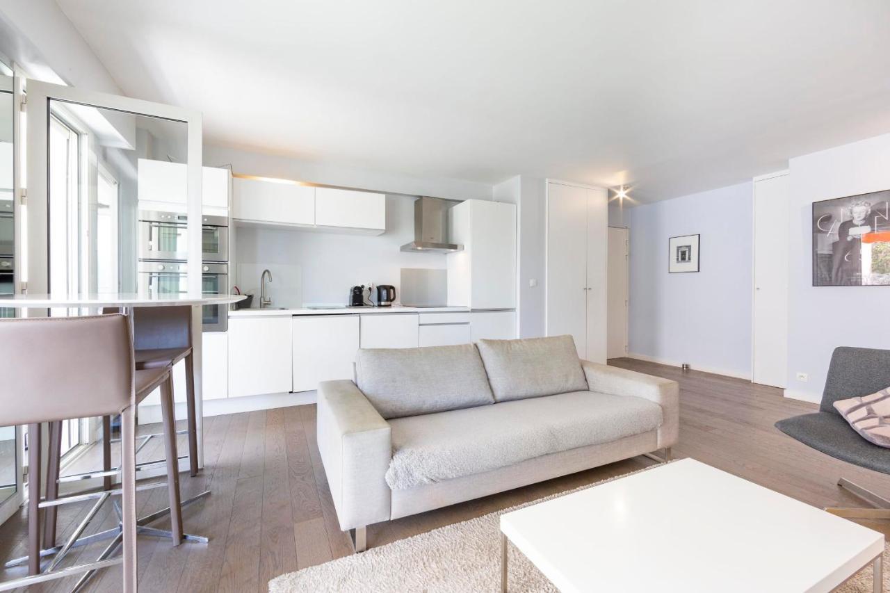 Modern Apartment 2 Bedrooms Quiet Terrace In A Palm Beach Area, 30 Meters From Seaside Cannes Exterior foto