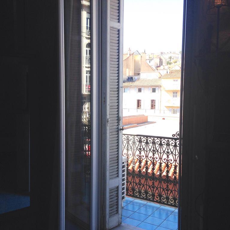 Modern Apartment 2 Bedrooms Quiet Terrace In A Palm Beach Area, 30 Meters From Seaside Cannes Exterior foto